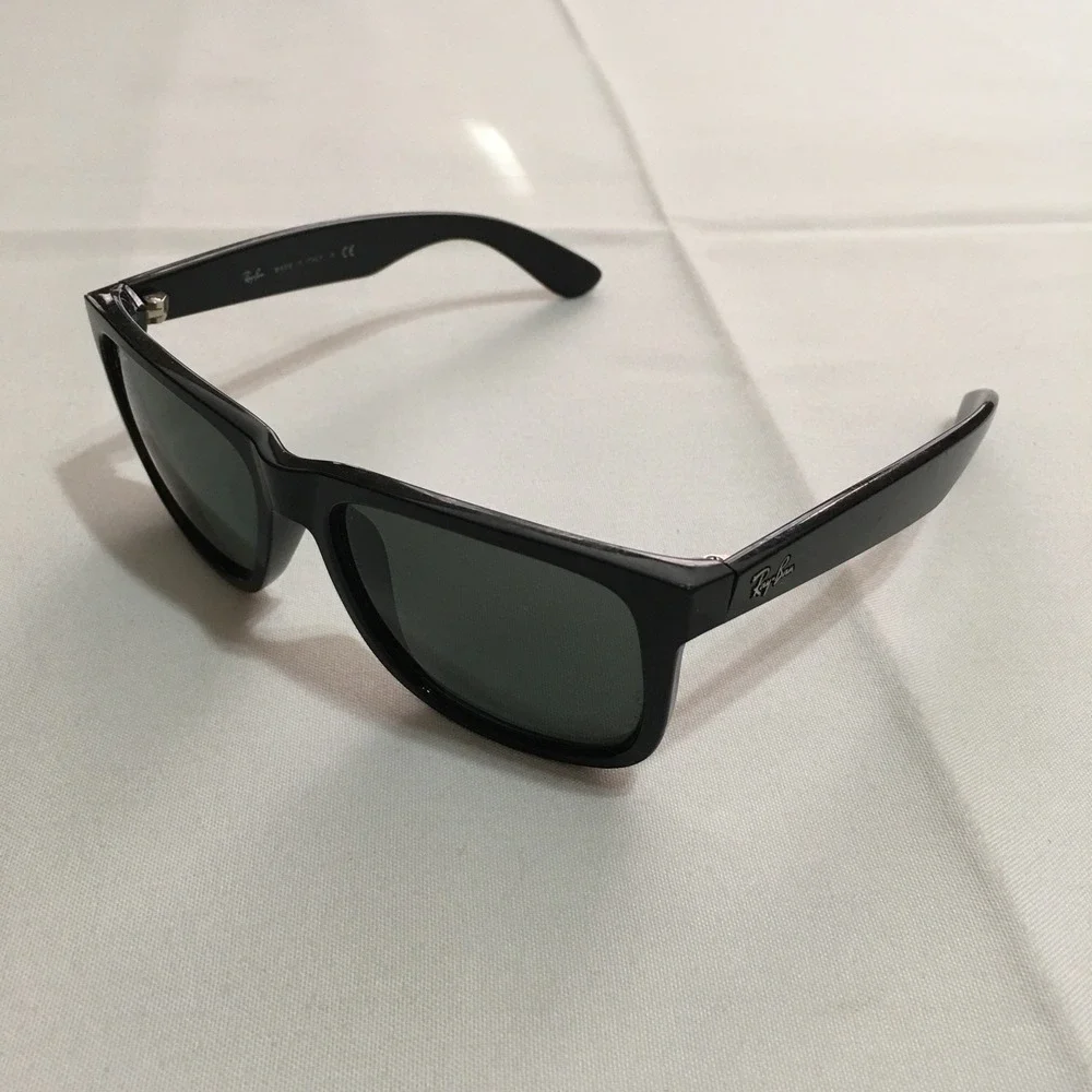 Ray-Ban Justin Sunglasses Unisex Medium Black Square Frame